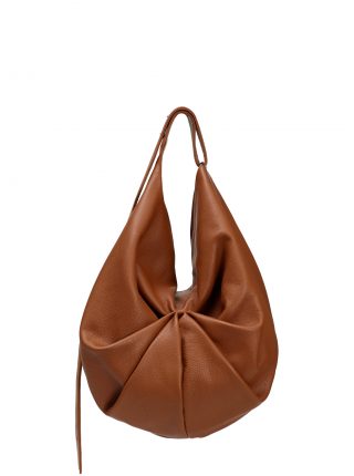 SACAR shoulder bag in tan calfskin leather | TSATSAS