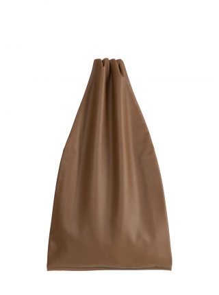 LATO tote bag in terra brown lamb nappa leather with contrasting lining in black | TSATSAS