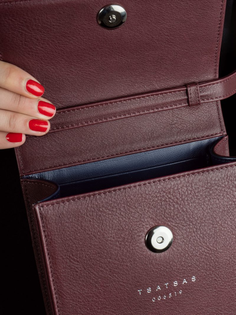 VIGO shoulder bag in burgundy calfskin leather | TSATSAS